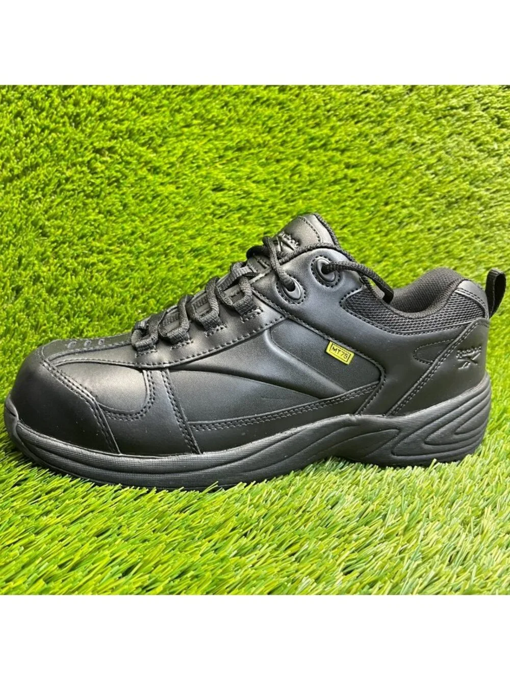 Reebok Centose Mens Size 10.5E Black Leather Composite Toe Safety Work Shoes